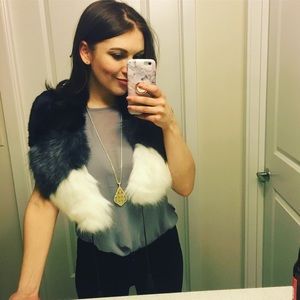 Meet your Posher, Alexandra